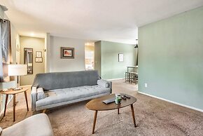 2brclose To Hiking & Garden of Godsbose Surround Sound Pet-friendly