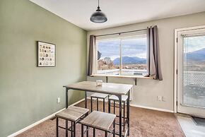 2brclose To Hiking & Garden of Godsbose Surround Sound Pet-friendly