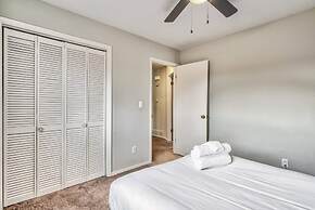 2brclose To Hiking & Garden of Godsbose Surround Sound Pet-friendly