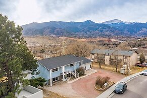 2brclose To Hiking & Garden of Godsbose Surround Sound Pet-friendly