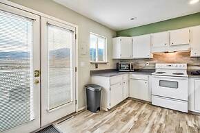 2brclose To Hiking & Garden of Godsbose Surround Sound Pet-friendly