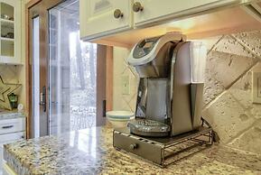 5BD Mountain Getawayhot Tub & Foosball