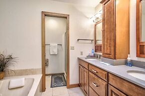 5BD Mountain Getawayhot Tub & Foosball