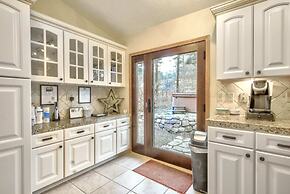 5BD Mountain Getawayhot Tub & Foosball