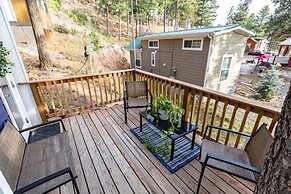 Tiny House! Hot Tub! Pikes Peak & AC