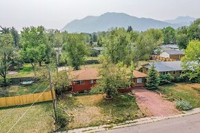 4brbroadmoor Retreathottub, Firepit, Near Trails