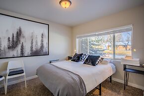 4brbroadmoor Retreathottub, Firepit, Near Trails