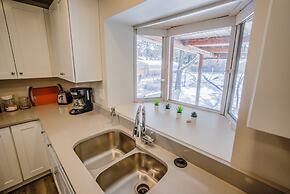 4brbroadmoor Retreathottub, Firepit, Near Trails