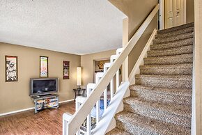 4 BR Country Home In Suburbs W/trails & Parks