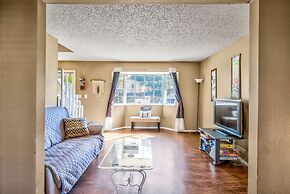 4 BR Country Home In Suburbs W/trails & Parks