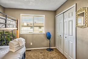 4 BR Country Home In Suburbs W/trails & Parks