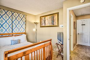 4 BR Country Home In Suburbs W/trails & Parks