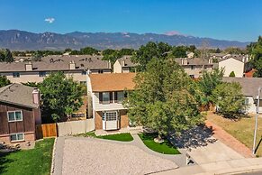 4 BR Country Home In Suburbs W/trails & Parks