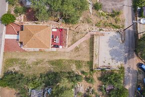 2brdowntown Occmountain Views & Grill