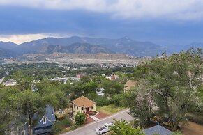 2brdowntown Occmountain Views & Grill