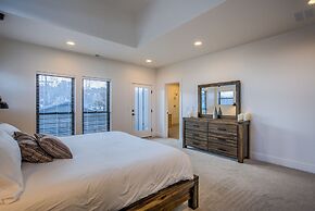 7brdowntown BIG & Moderngroups, Events & More!