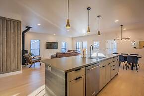 7brdowntown BIG & Moderngroups, Events & More!
