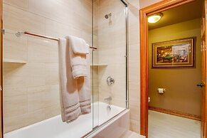 3bdwhere the Foxes Runluxurious, Usaf Academy