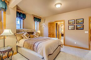 3bdwhere the Foxes Runluxurious, Usaf Academy