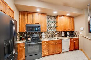 3bdwhere the Foxes Runluxurious, Usaf Academy