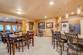 3bdwhere the Foxes Runluxurious, Usaf Academy