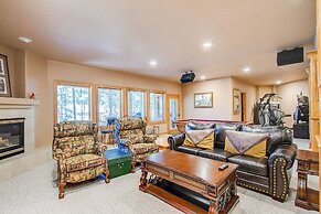 3bdwhere the Foxes Runluxurious, Usaf Academy