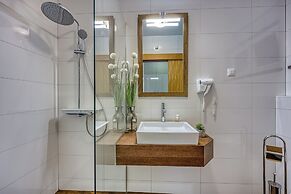 Amazing Pool Villa Nika