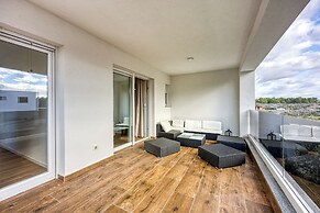 Amazing Pool Villa Nika