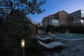 Amazing Pool Villa Nika