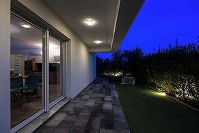 Amazing Pool & Relax Villa Loreta