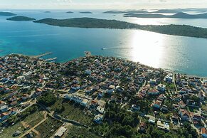 Amazing Pool & Relax Villa Loreta