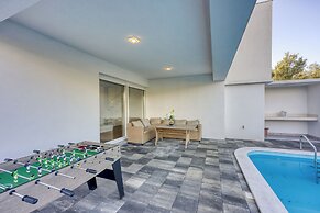 Amazing Pool & Relax Villa Loreta