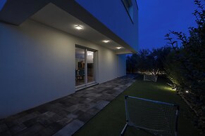 Amazing Pool & Relax Villa Loreta