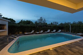 Amazing Pool & Relax Villa Loreta