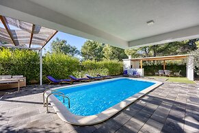 Design Pool Villa Franko