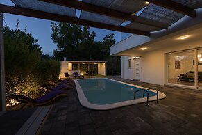 Design Pool Villa Franko