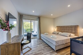 Design Pool Villa Franko