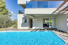 Design Pool Villa Franko
