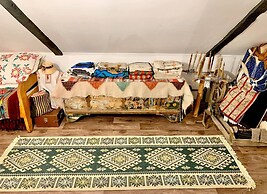 Charming Traditional House in a Pristine Location