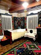 Charming Traditional House in a Pristine Location