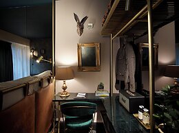 Skylark, Aluma Hotel & Resort