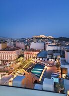 Skylark, Aluma Hotel & Resort
