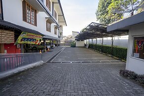 Dago's Hill Hotel