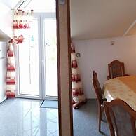 Beautiful 2-bed Apartment in Nin