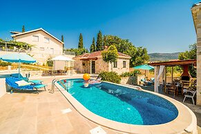 Dubrovnik Chalets - 2 Charming Stone Houses