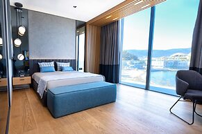 The Norm Collection Door'a Bodrum