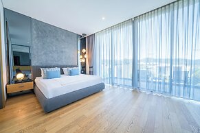 The Norm Collection Door'a Bodrum
