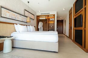 The Norm Collection Door'a Bodrum