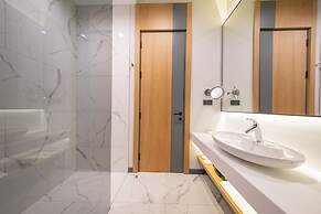 The Norm Collection Door'a Bodrum