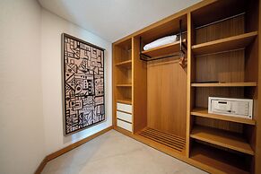 The Norm Collection Door'a Bodrum